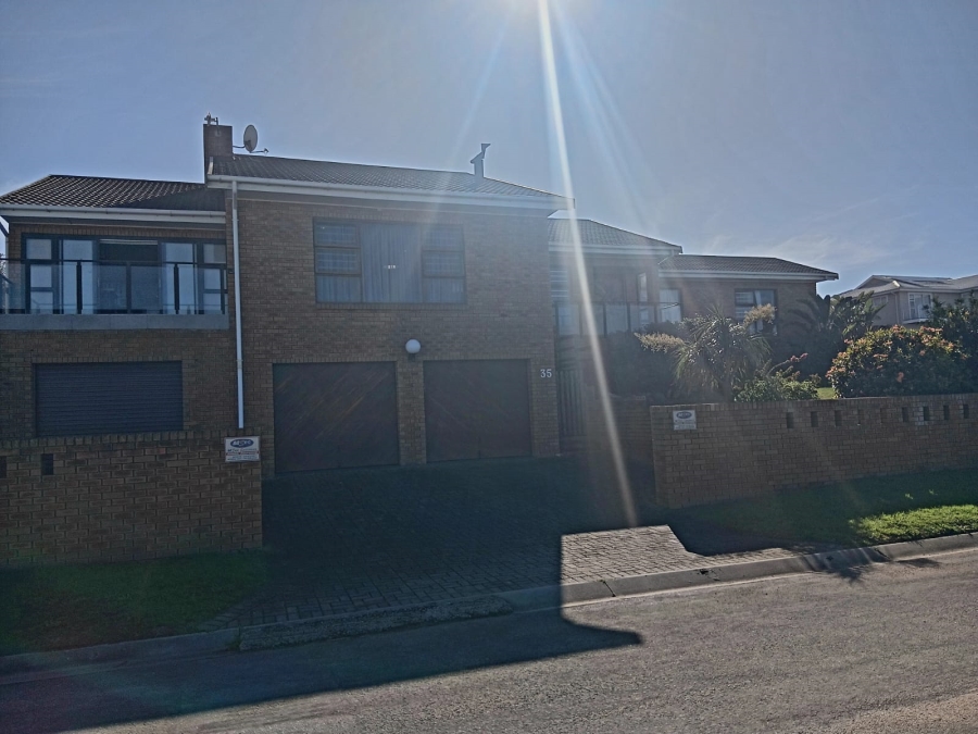 To Let 3 Bedroom Property for Rent in Dana Bay Western Cape